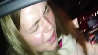 Добрая девушка трахается с лучшим другом, чтоб поднять ему настроение